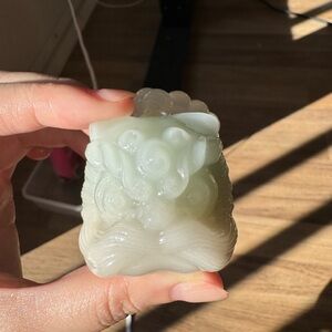 Natural Quartzite Jade Bangle 佘太翠 She Tai Cui